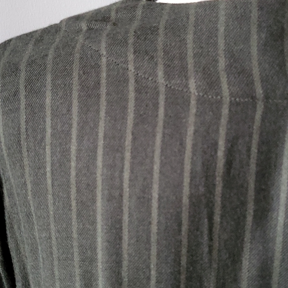 Socialite semi sheer olive green pinstriped lightweight duster/open cardigan NWT - Picture 5 of 11